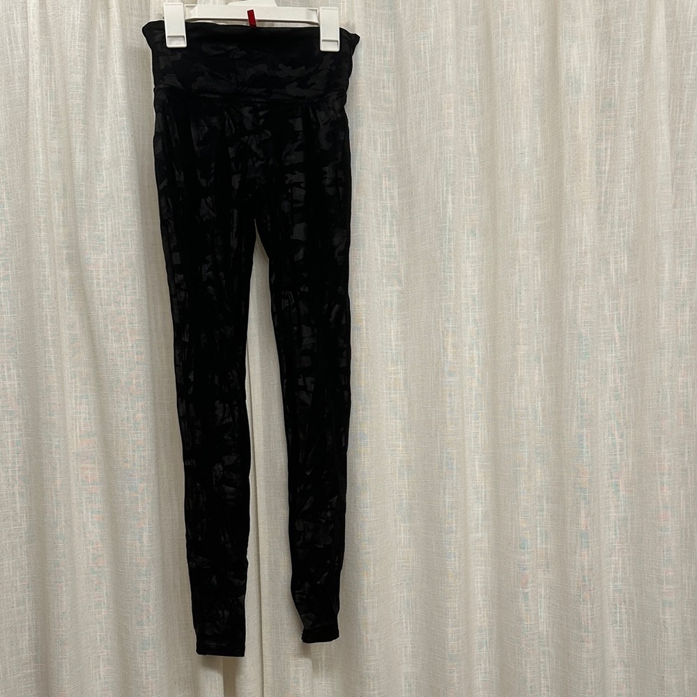 SPANX Black Camouflage High-Waist Leggings